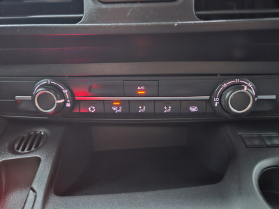 Peugeot Partner 1.5 BlueHDI Premium Airco! Cruise Control! Carplay! NAP! Nette Bus! Schuifdeur! foto 17