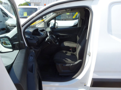 Peugeot Partner 1.5 BlueHDI Premium Long AIRCO NAVIGATIE CRUISE PDC foto 12