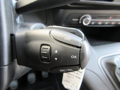 Peugeot Partner 1.5 BlueHDI Pro airco cruisecontrol 12