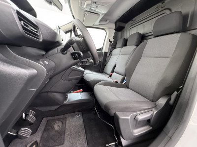Peugeot Partner 1.5 BlueHDi 100 S&S L1, 3 Persoons! Airco, Navigatie, Ex lease foto 17