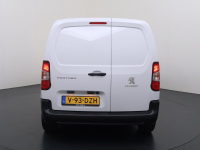 Peugeot Partner 1.5 BlueHDi 100 S&S L1, 3 Persoons! Airco, Navigatie, Ex lease foto 5