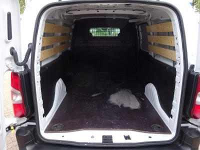 Peugeot Partner 1.5 BlueHDi 100 S&S L2 LONG AIRCO NAVIGATIE CRUISE CONTROL foto 10