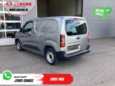 Peugeot Partner 1.5 HDI 100 pk Dealer Onderhouden/ 3Pers./ Carplay/ Cruise/ Airco/ Camera/ PDC foto 2