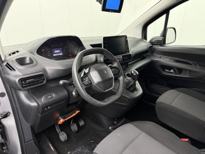 Peugeot Partner 1.6BlueHDI 100PK Asphalt | Navigatie | Airco | Cruise | Betimmering foto 3