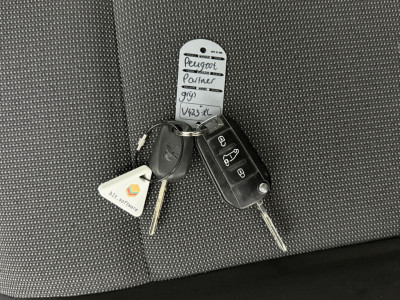 Peugeot Partner 1.6BlueHDI Grip | 3-Zits | Euro 6 | Navigatie | Airco | Cruise foto 5