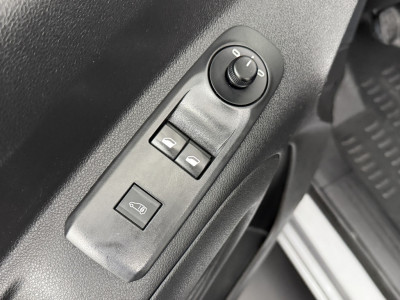 Peugeot Partner 1.6BlueHDI Grip | 3-Zits | Euro 6 | Navigatie | Airco | Cruise foto 8