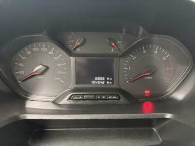 Peugeot Partner 1.6BlueHDI Grip | 3-Zits | Euro 6 | Navigatie | Airco | Cruise foto 9
