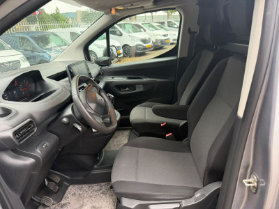 Peugeot Partner 1.6 BlueHDI Premium / Trekhaak / App connect / Cruise / Laadvloer dubbel foto 6