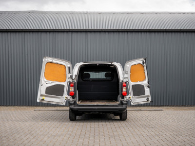 Peugeot Partner 1.6 HDi BlueHDi 75 | Cruise | Airco 9