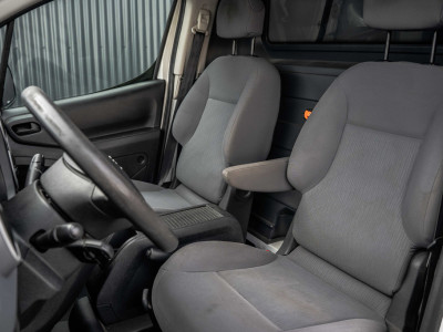 Peugeot Partner 1.6 HDi | Cruise | Airco | Trekhaak | Imperiaal foto 12