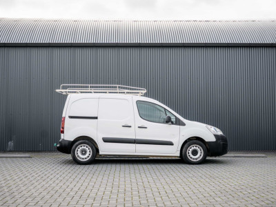 Peugeot Partner 1.6 HDi | Cruise | Airco | Trekhaak | Imperiaal foto 6