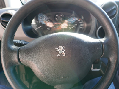 Peugeot Partner 120 1.6 BlueHDi 100pk L1 Premium Trekhaak MARGE AUTO 1e Eigenaar foto 14