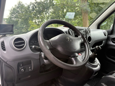 Peugeot Partner 120 1.6 BlueHDi|MARGE|EURO6|NAP|airco|cruise|trekhaak|achteruitrijcamera|radio|elektrisch pakket foto 13