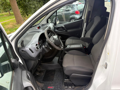 Peugeot Partner 120 1.6 BlueHDi|MARGE|EURO6|NAP|airco|cruise|trekhaak|achteruitrijcamera|radio|elektrisch pakket foto 21