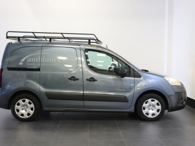 Peugeot Partner 120 1.6 e-HDI - Imperiaal - Trekhaak - Carkit - €1.990 ,- Ex. BTW foto 7