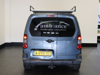 Peugeot Partner 120 1.6 e-HDI - Imperiaal - Trekhaak - Carkit - €1.990 ,- Ex. BTW foto 9