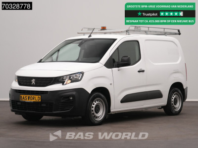 Peugeot Partner 110pk Benzine L1H1 Navi Airco Cruise Camera Parkeersensoren v+a Imperiaal Euro6 L1 Kompakt Airco Cruise control