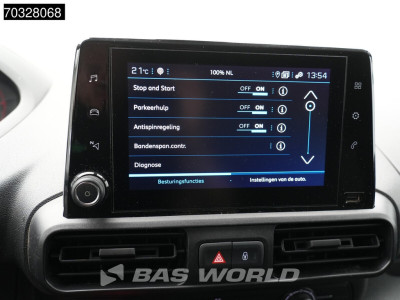 Peugeot Partner 110pk Benzine L1H1 Trekhaak Navi Airco Cruise Parkeersensoren Euro6 L1 Kompakt Airco Trekhaak Cruise control 20