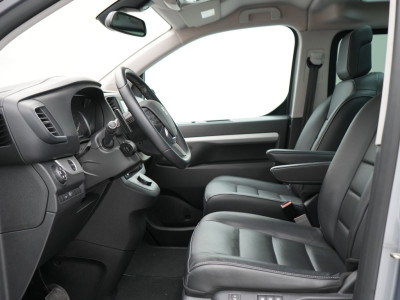 Peugeot Traveller 2.0 BlueHDi 180 Business Long S&S 7 pers | Panoramisch vast glazen dak | Apple carplay -android auto | Navigaie | MARGE auto foto 20