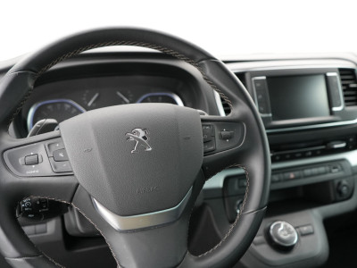 Peugeot Traveller 2.0 BlueHDi 180 Business Long S&S 7 pers | Panoramisch vast glazen dak | Apple carplay -android auto | Navigaie | MARGE auto foto 5