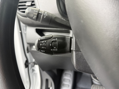 Peugeot e-Expert Extralang 75 kWh | Elektrisch | Multimedia | Airco | Cruise | 3-Zits foto 18