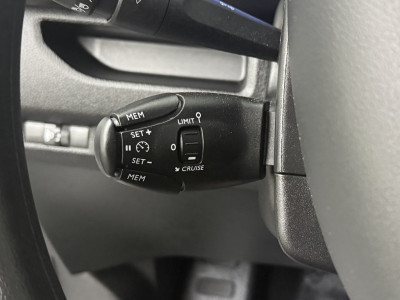 Peugeot e-Expert Lang 50KWh | Elektrisch | Multimedia | Airco | Cruise foto 16