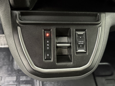 Peugeot e-Expert Lang Premium 75 kWh | Elektrisch | SOH 87,8% | Multimedia | 3-Zits | Airco | Cruise | Betimmering foto 16