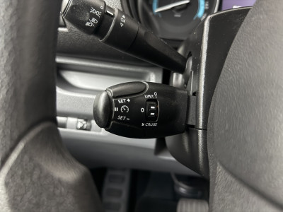 Peugeot e-Expert Lang Pro 75 kWh | Elektrisch | Airco | Cruise | Betimmering foto 17