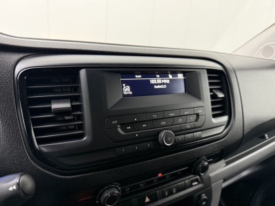 Peugeot e-Expert Lang Pro 75 kWh | Elektrisch | Airco | Cruise | Betimmering foto 19