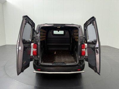 Peugeot e-Expert Premium 75 kWh | Elektrisch | Multimedia | Camera | Airco | Cruise | Betimmering foto 4