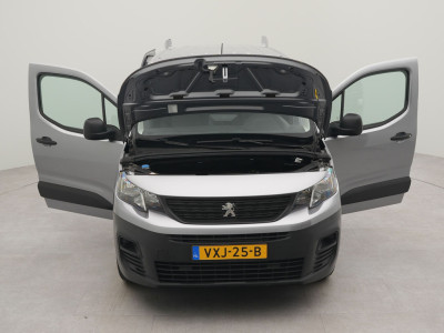 Peugeot e-Partner 136 L2 50 kWh 275 km  WLTP trekhaak foto 17