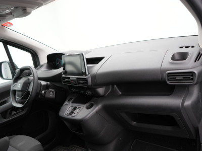 Peugeot e-Partner 136 L2 50 kWh 275 km  WLTP trekhaak foto 21