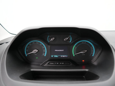 Peugeot e-Partner 136 L2 50 kWh 275 km  WLTP trekhaak foto 4