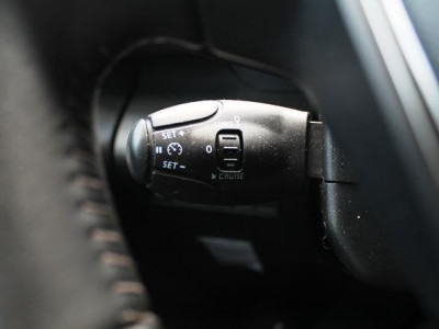 Peugeot e-Partner Asphalt 50 kWh | MARGE | Navi | 3 Zits | Camera 19