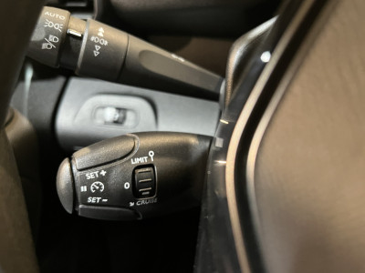 Peugeot e-Partner Premium Long 50 kWh / 100% elektrisch !! / SOH 95% / CCS Snelladen / Airco / Cruise Control / Camera / CarPlay / Navigatie / 3-Zits / 4.900 KM !! foto 15