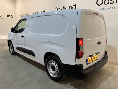 Peugeot e-Partner Premium Long 50 kWh / 100% elektrisch !! / SOH 95% / CCS Snelladen / Airco / Cruise Control / Camera / CarPlay / Navigatie / 3-Zits / 4.900 KM !! foto 18