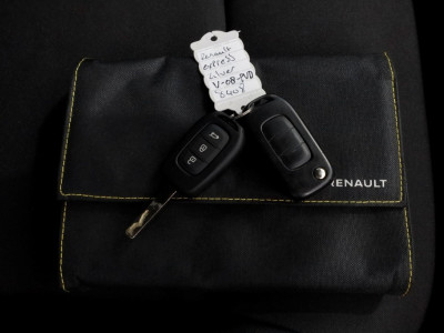 Renault Express 1.3 TCe 100pk Benzine Comfort Airco/Navi/Cruise Control 06-2022 6