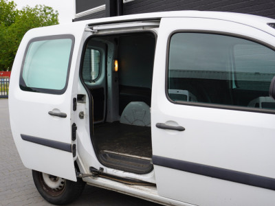 Renault Kangoo 1.5 dCi - Airco - Navi - Cruise - €2.900,- Excl. 8