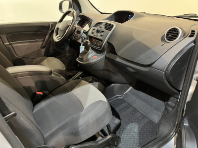 Renault Kangoo Z.E. Maxi Incl. Accu 33 KWH Automaat / 100% Elektrisch / Airco / PDC / Cruise Control / Trekhaak / 10.200 KM !! foto 21
