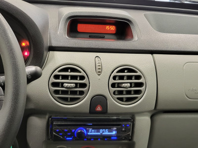 Renault Kangoo Express 1.5dCi Trekhaak Marge Apk tot 27-1-2027! foto 10
