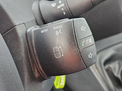 Renault MASTER 2.3 CDI 135 L2H2 foto 11