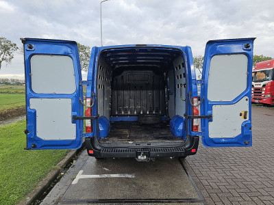Renault MASTER 2.3 L1H1 150Pk Euro6 RED-Edition Trekhaak Airco 3-Zits CruiseControl! foto 12