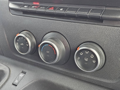 Renault MASTER 2.3 L2H2 2xZijdeur NAP 150Pk Euro6 1e Eigenaar Trekhaak 3-Zits Navi! foto 11