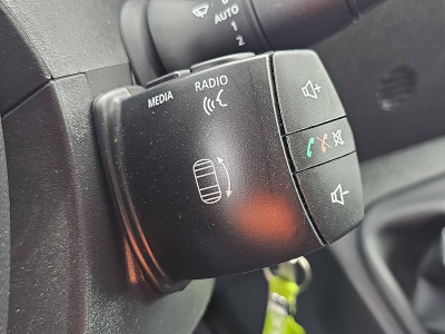 Renault MASTER 2.3 L2H2 Navi Airco Eur6 foto 12