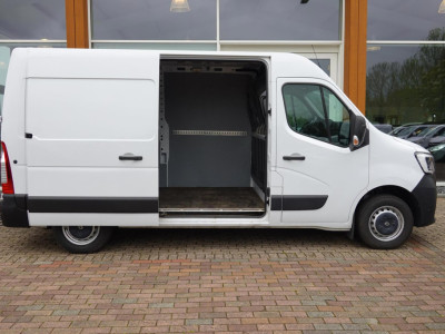 Renault MASTER T33 2.3 dCi 135 L2H2 Met laadklep 12