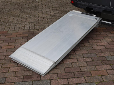Renault MASTER T33 2.3 dCi 135 L2H2 Met laadklep 5