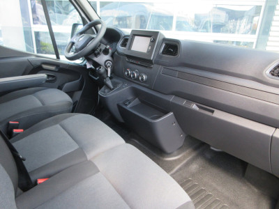 Renault MASTER T35 2.3 dCi 150 L2H2 DC 7 persoons dubbel cabine foto 8