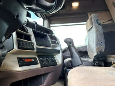 Renault  Magnum DXI (MANUAL GEARBOX / ZF-INTARDER / AIRCONDITIONING / 2x DIESELTANK / COMPLETE SPOILERSET / ETC.) foto 11