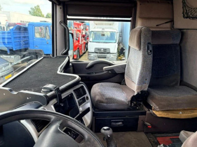 Renault  Magnum DXI (MANUAL GEARBOX / ZF-INTARDER / AIRCONDITIONING / 2x DIESELTANK / COMPLETE SPOILERSET / ETC.) foto 13