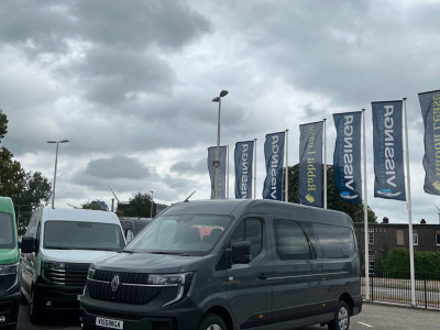 Renault Master 2.0 dCi 170 pk L3H2 Dubbel Cabine Automaat grijs